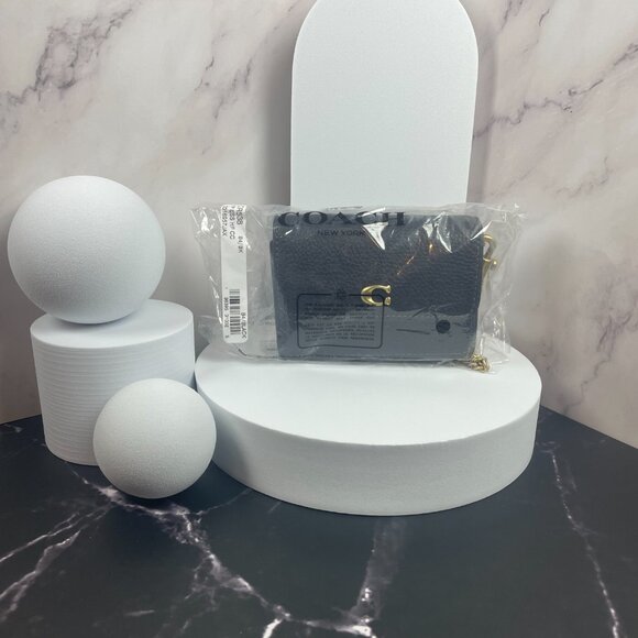 COACH ESSENTIAL HALF FLAP CARD CASE - Picture 5 of 12